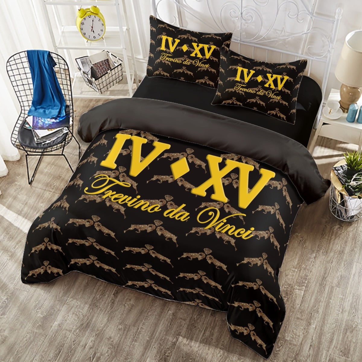 IV XV Four-piece Premium Monogrammed Duvet Cover Set (Black/Gold)